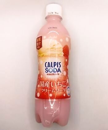 アサヒ飲料 カルピスソーダ 国産いちごのクリームソーダ PET 500ml